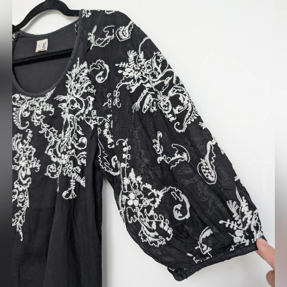 Anthropologie Edme & Esyllte Embroidered Puff Sleeve Cotton Silk Blouse Sz 6